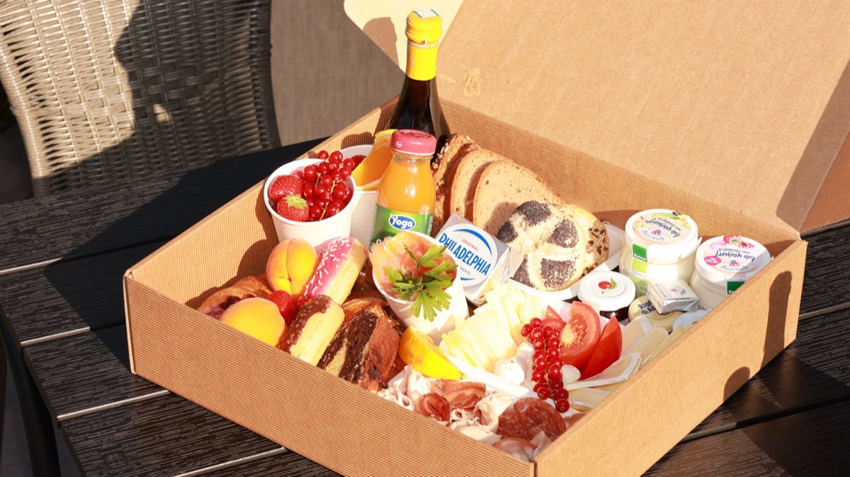 Frühstücksbox – Detailansicht mit hausgemachten Köstlichkeiten